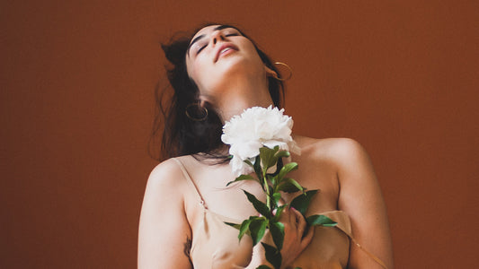 A New Era of Parenthood - Yael Borensztein Portrait Holding White Flower
